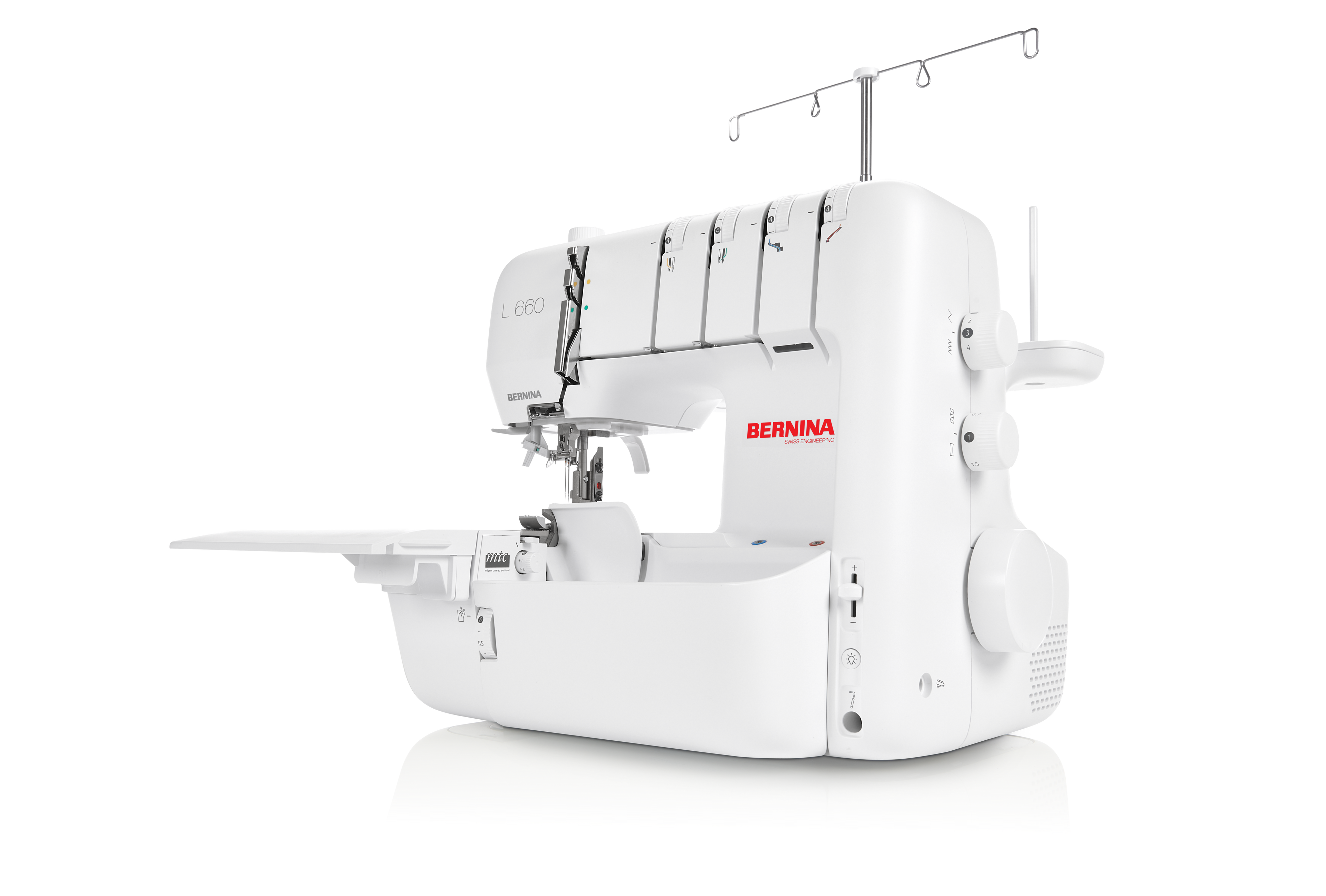 BERNINA L 660